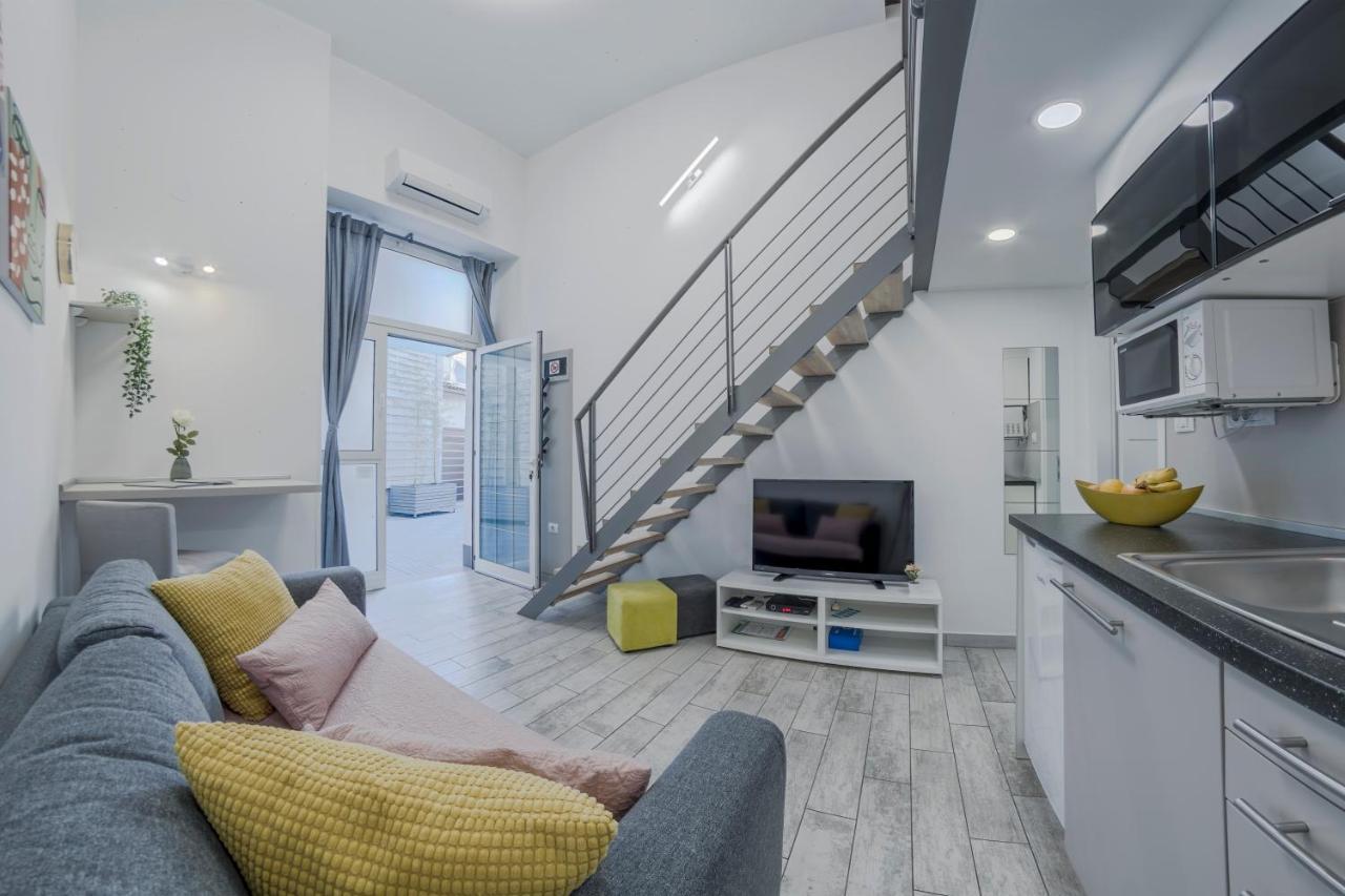 Urban Apartments พูลา ภายนอก รูปภาพ