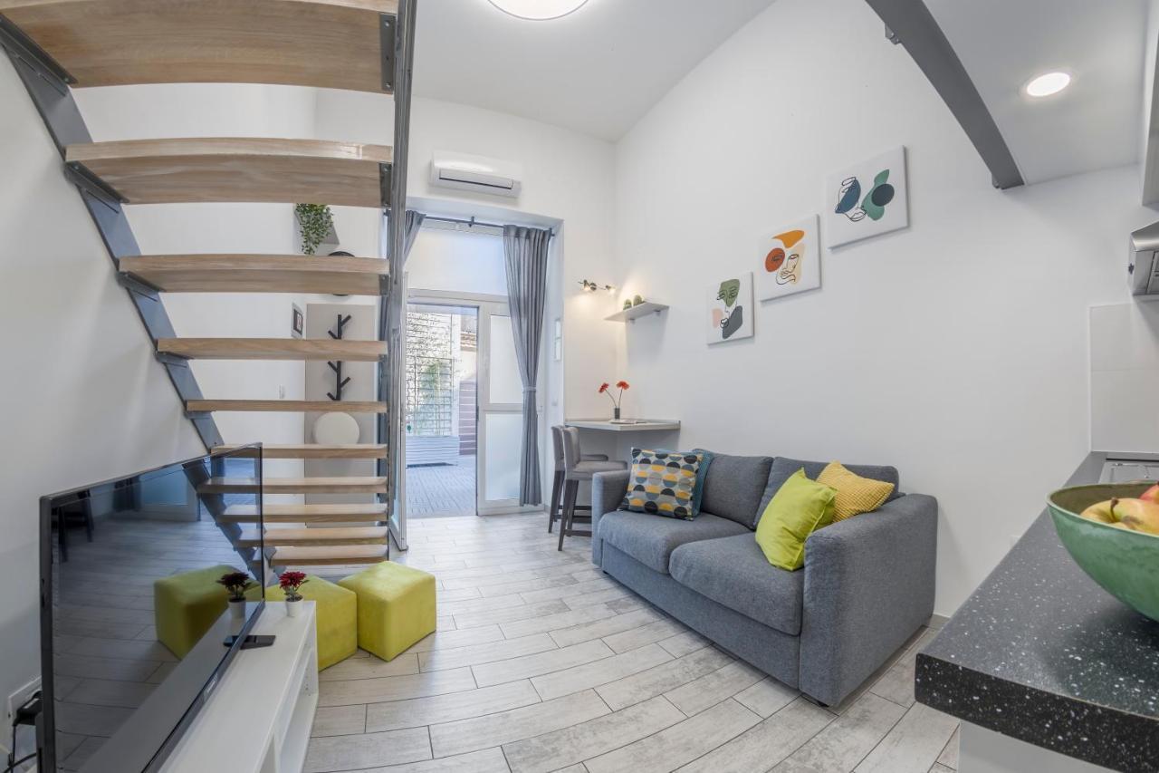 Urban Apartments พูลา ภายนอก รูปภาพ