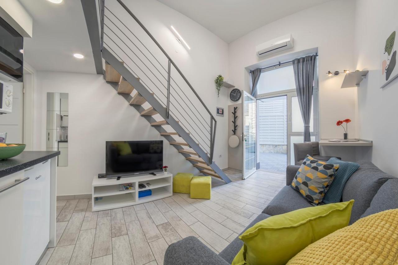 Urban Apartments พูลา ภายนอก รูปภาพ