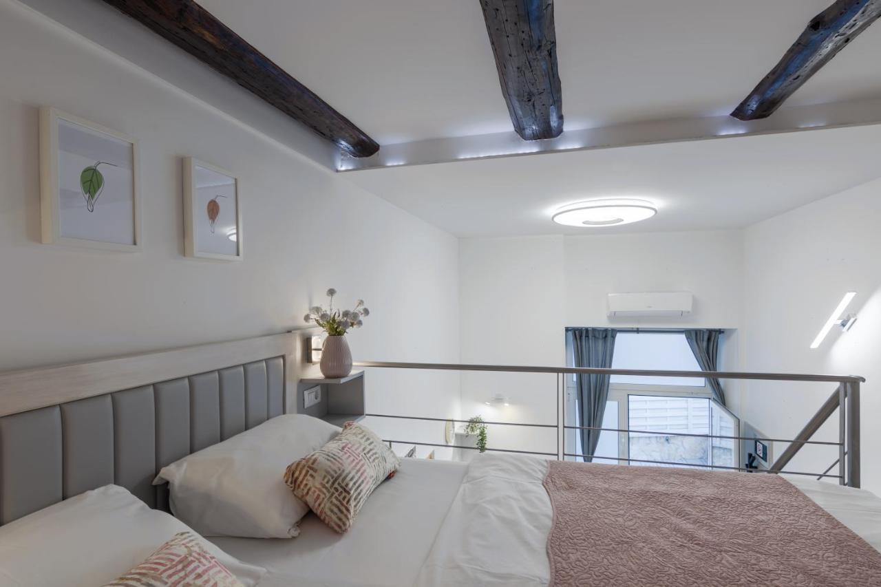 Urban Apartments พูลา ภายนอก รูปภาพ